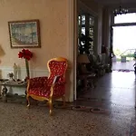 Le Belvedere Des Remparts Frühstückspension 4*