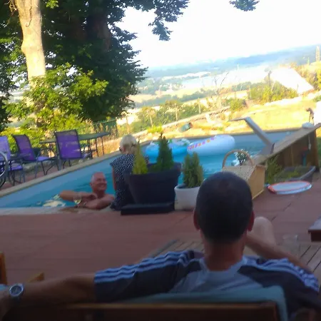 Le Belvedere Des Remparts فندق مبيت وإفطار 4*