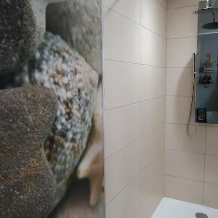 Le Belvedere Des Remparts فندق مبيت وإفطار لونْجورْ