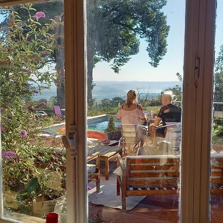 Le Belvedere Des Remparts 4* لونْجورْ