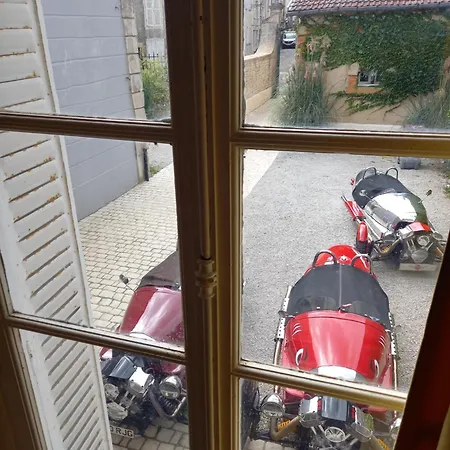 Le Belvedere Des Remparts فندق مبيت وإفطار 4*