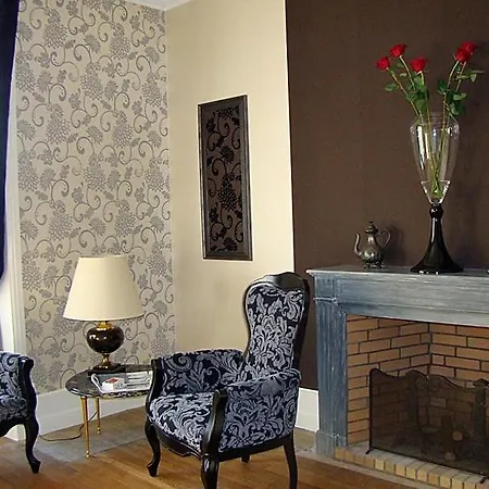 فندق مبيت وإفطار Le Belvedere Des Remparts 4*