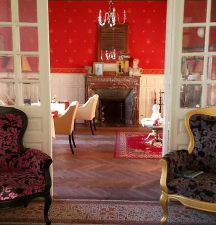 فندق مبيت وإفطار Le Belvedere Des Remparts لونْجورْ