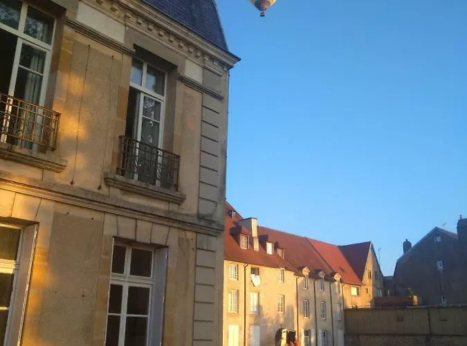 Le Belvedere Des Remparts