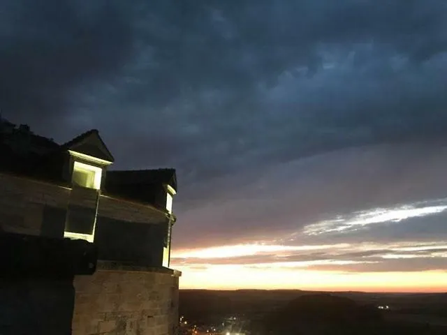 Le Belvedere Des Remparts Bed and breakfast Langres